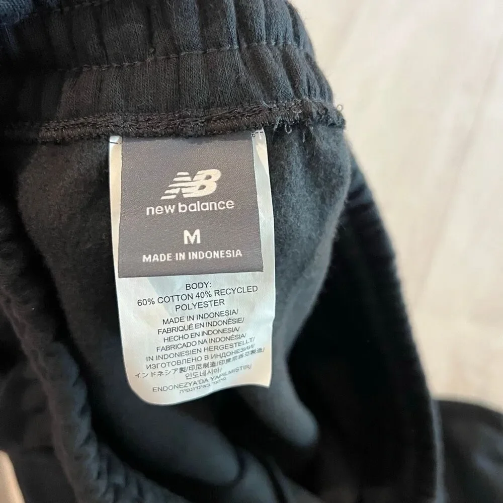 NEW BALANCE WOMENS FLEECE JOGGERS size M